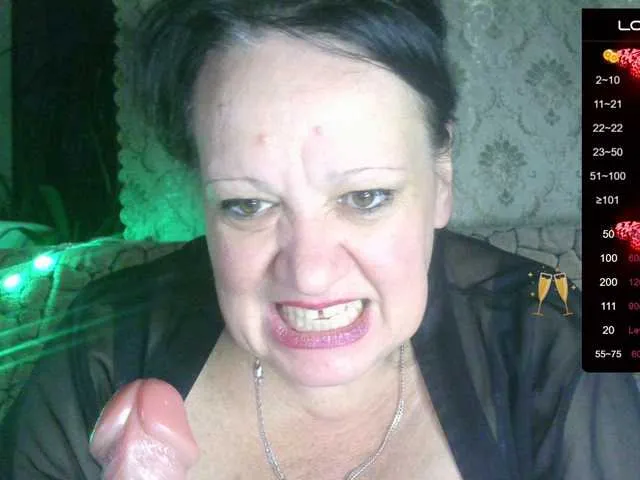 Live sex webcam photo for jagodka25 #278161836