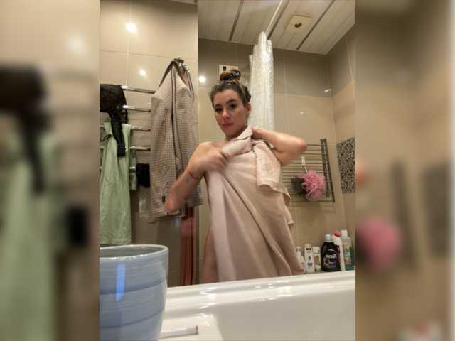 Live sex webcam photo for jamaykaa #278039731