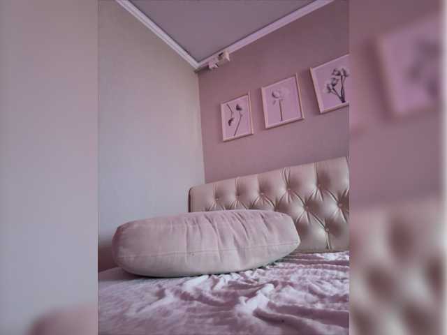 Live sex webcam photo for jamaykaa #278090624