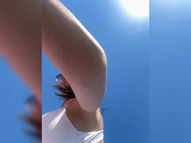 Live sex webcam photo for jamaykaa #278185769