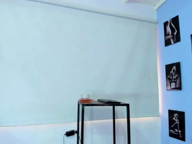 Live sex webcam photo for jameshotx #276176835