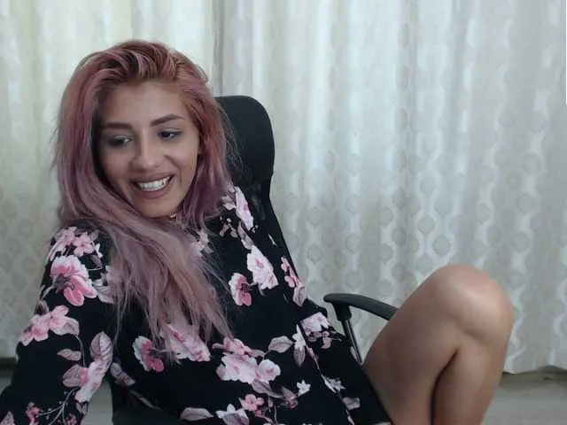 Live sex webcam photo for jamila-latina #274165420