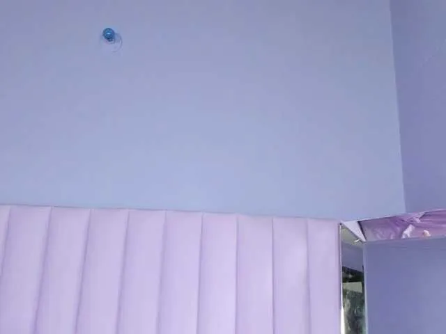Live sex webcam photo for jamilaross #277002418