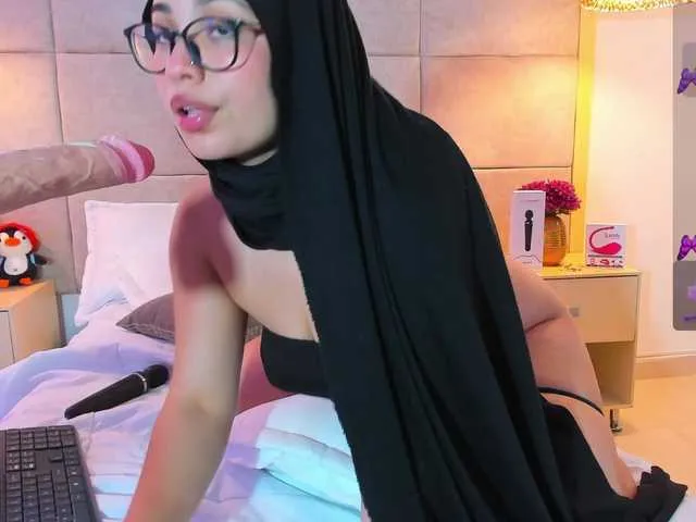 Live sex webcam photo for janaadhara #277934223