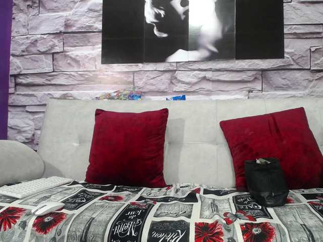 Live sex webcam photo for jannyrd #272683241