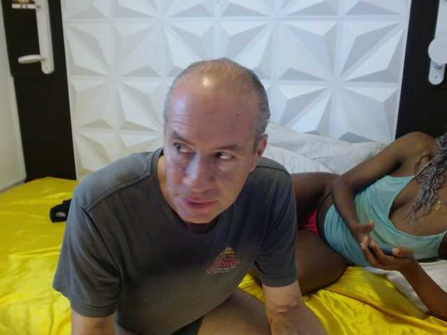 Live sex webcam photo for janxloren #275634348