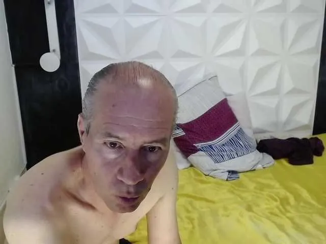 Live sex webcam photo for janxloren #277857888