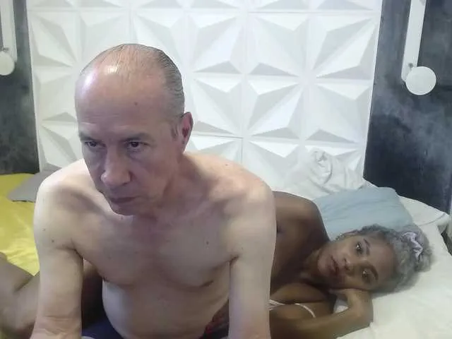 Live sex webcam photo for janxloren #290986706