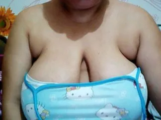 Live sex webcam photo for jaquellen69 #162266208