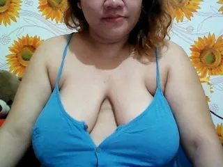Live sex webcam photo for jaquellen69 #167104068