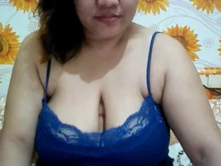 Live sex webcam photo for jaquellen69 #187332492