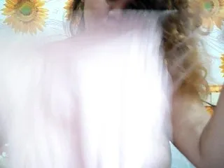 Live sex webcam photo for jaquellen69 #191325743