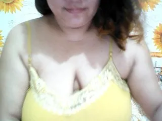 Live sex webcam photo for jaquellen69 #192032236