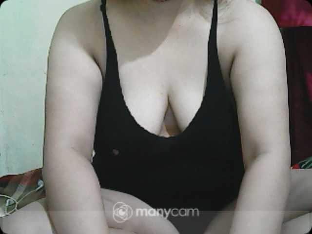 Live sex webcam photo for jaquellen69 #274240099