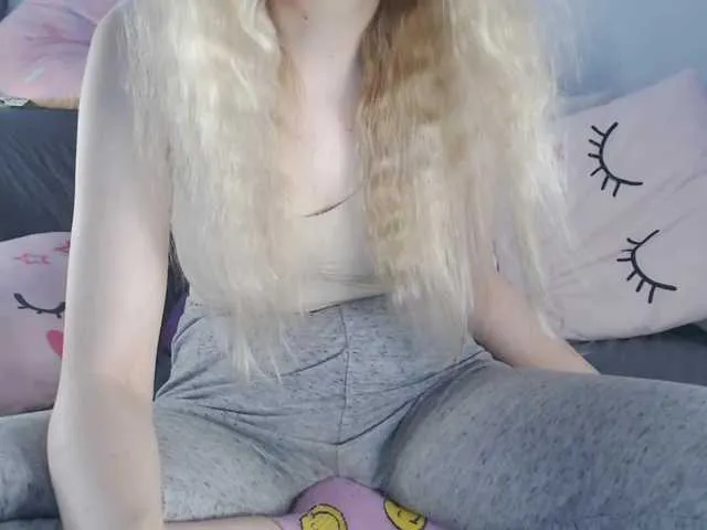 Live sex webcam photo for jasminehotgir #275567429