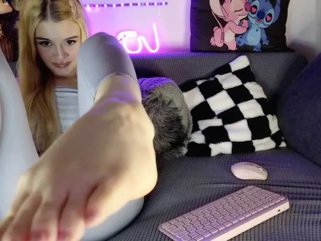 Live sex webcam photo for jasminehotgir #290371310