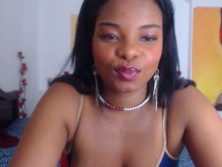 Live sex webcam photo for jasminesweetx #214609258