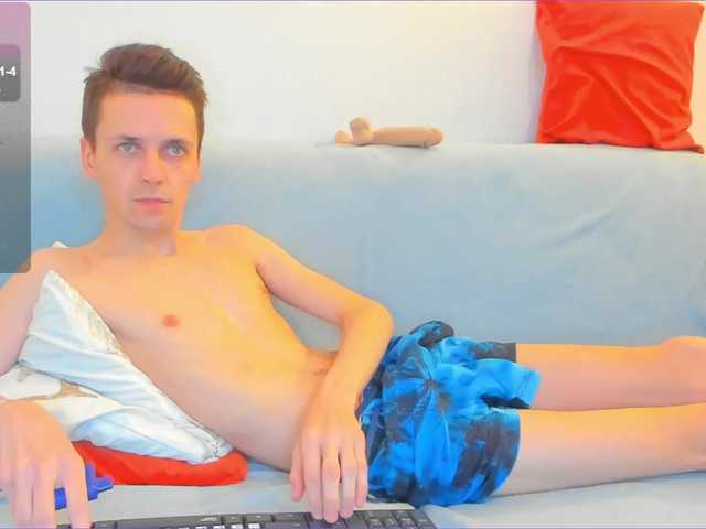 Live sex webcam photo for jasper-sun #276895824