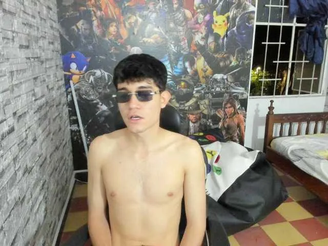 Live sex webcam photo for jay-orange #293620674