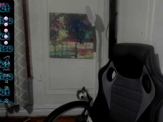 Live sex webcam photo for jayluvv #276699688