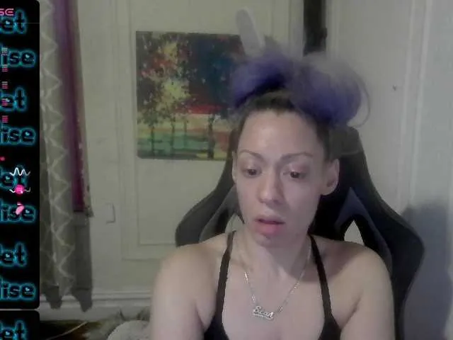 Live sex webcam photo for jayluvv #276702423