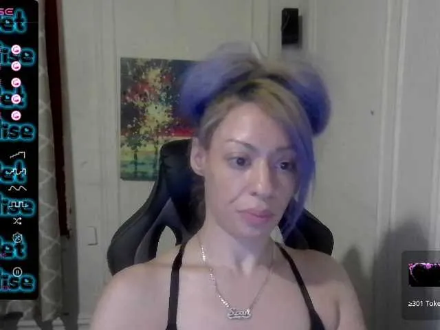 Live sex webcam photo for jayluvv #276737803