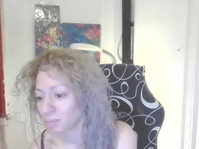 Live sex webcam photo for jayluvv #277316990