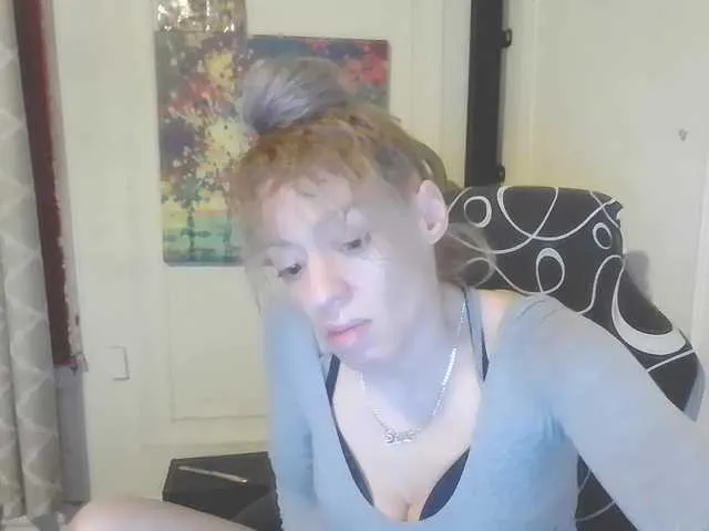 Live sex webcam photo for jayluvv #277377784