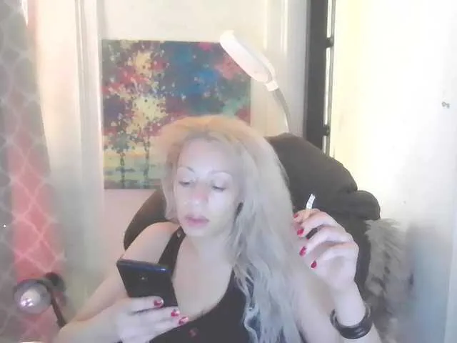 Live sex webcam photo for jayluvv #277499368