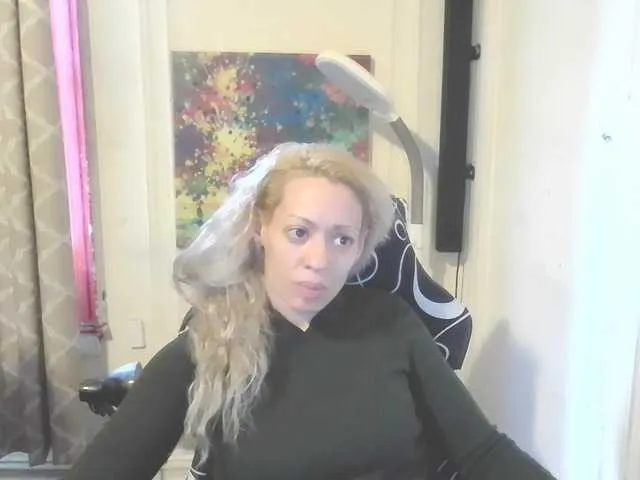 Live sex webcam photo for jayluvv #277506147