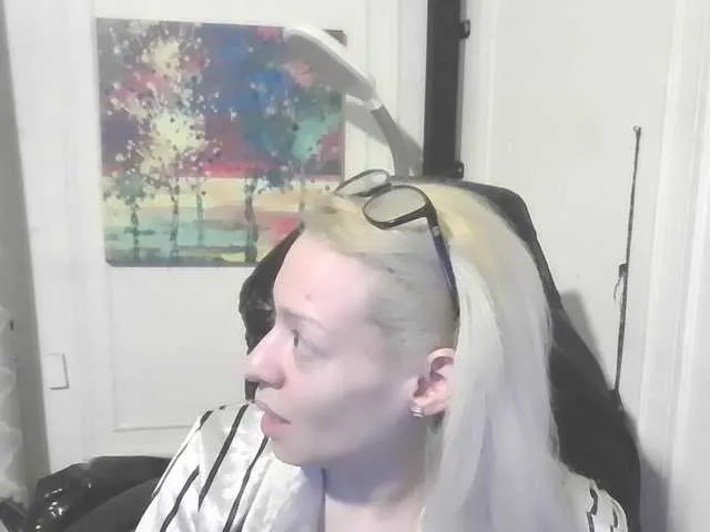 Live sex webcam photo for jayluvv #277521576