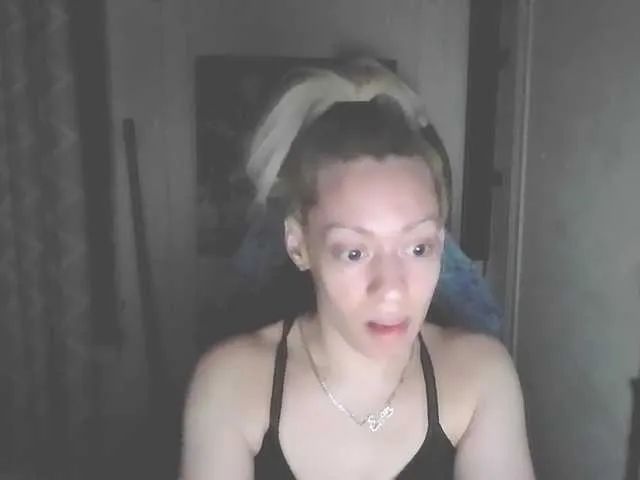 Live sex webcam photo for jayluvv #277529947