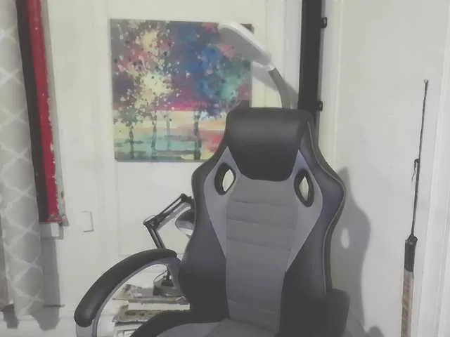 Live sex webcam photo for jayluvv #277583904
