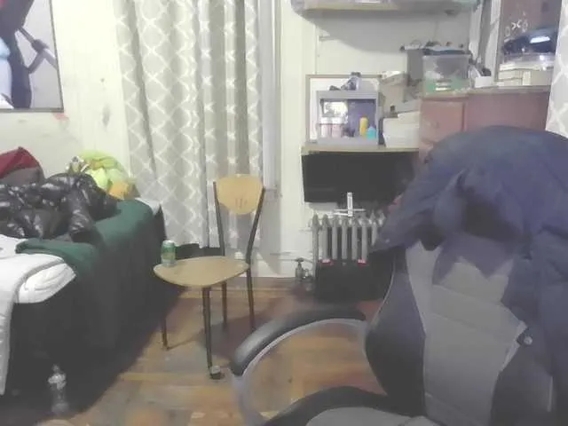 Live sex webcam photo for jayluvv #277759279