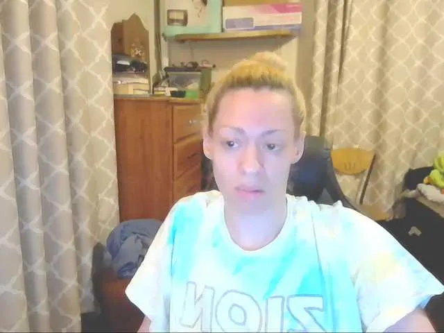 Live sex webcam photo for jayluvv #277781648
