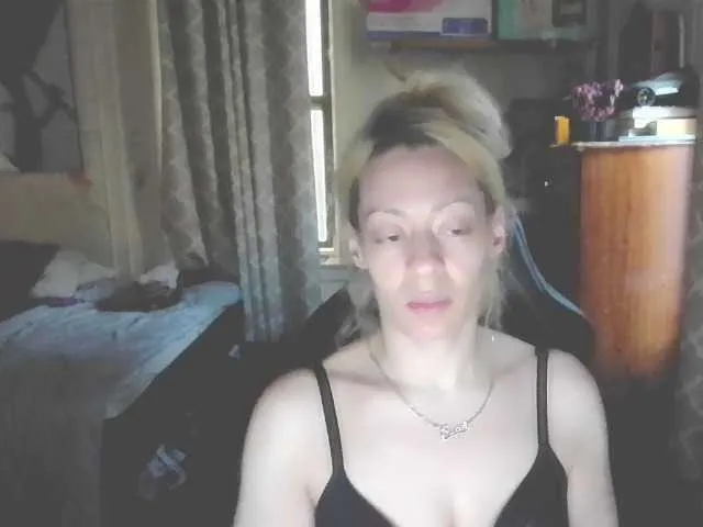 Live sex webcam photo for jayluvv #277906857