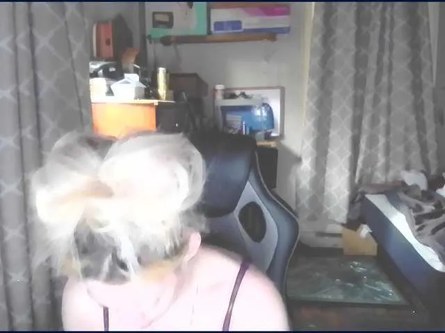 Live sex webcam photo for jayluvv #278046528