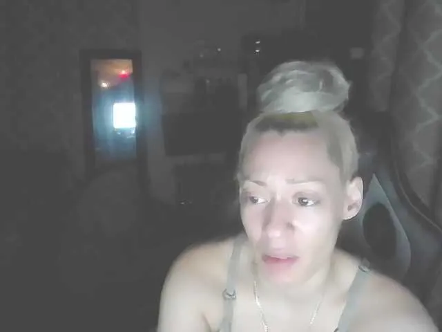 Live sex webcam photo for jayluvv #278192768