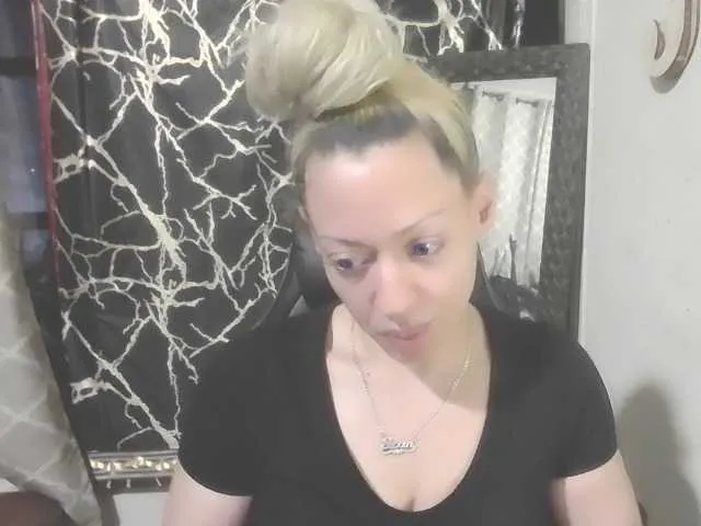 Live sex webcam photo for jayluvv #289587118