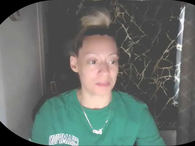 Live sex webcam photo for jayluvv #289627622