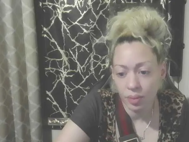 Live sex webcam photo for jayluvv #289656244