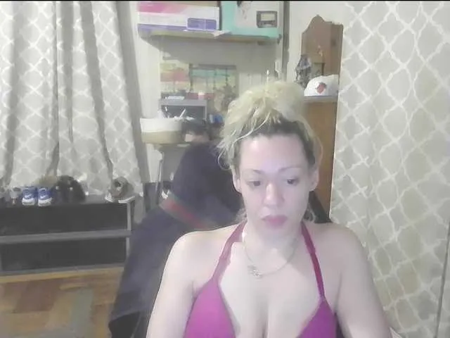 Live sex webcam photo for jayluvv #289845560