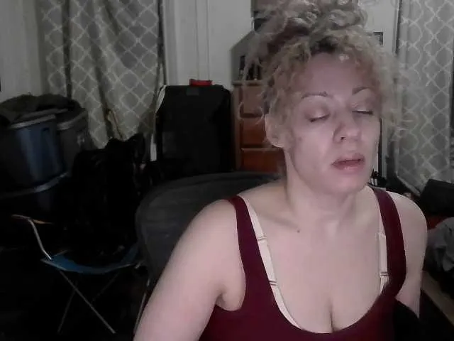 Live sex webcam photo for jayluvv #290446334