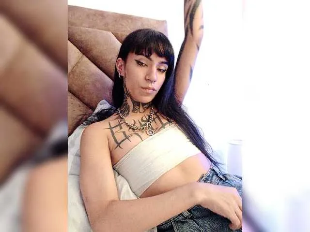 Live sex webcam photo for jazmin-wolf #275595931