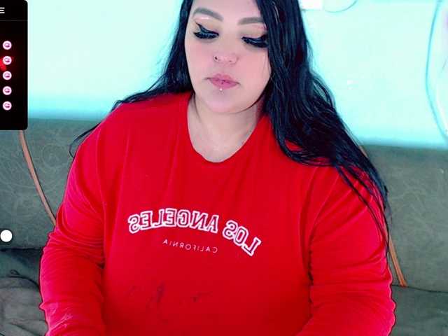 Live sex webcam photo for jazmin-woman #276490787