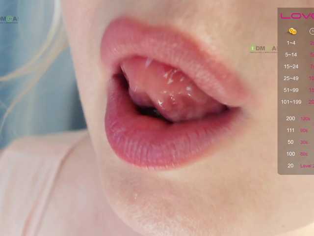 Live sex webcam photo for jeanne-2017 #273908837