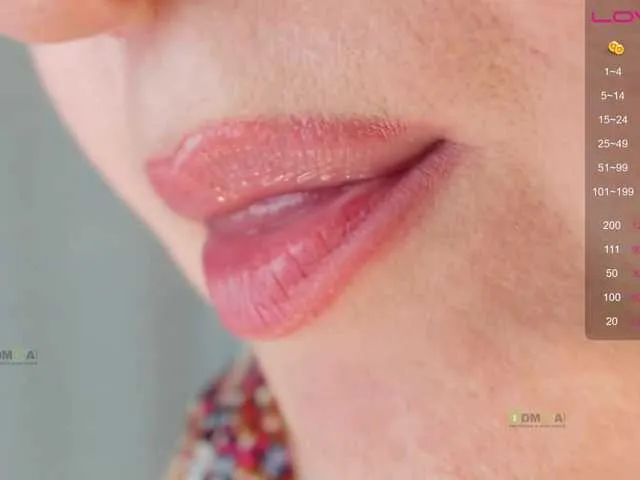 Live sex webcam photo for jeanne-2017 #275499899