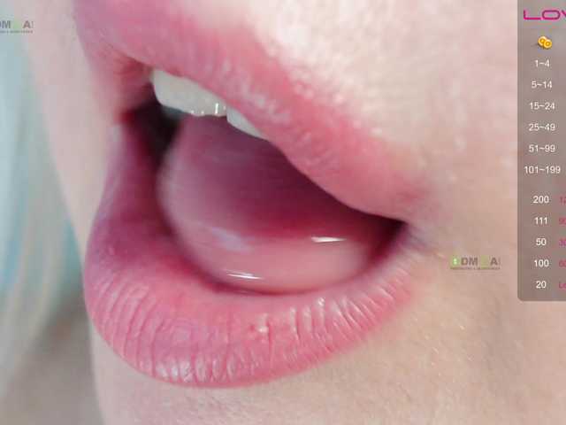 Live sex webcam photo for jeanne-2017 #277286895