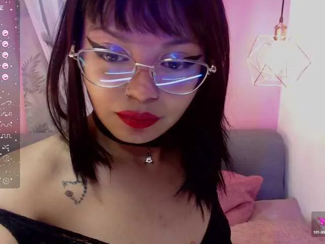 Live sex webcam photo for jeans-jackson #278113716