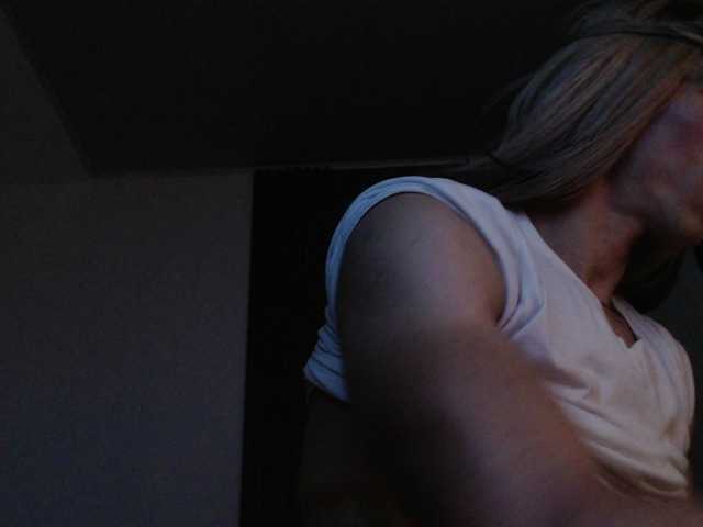 Live sex webcam photo for jeanys-sneider #290365664